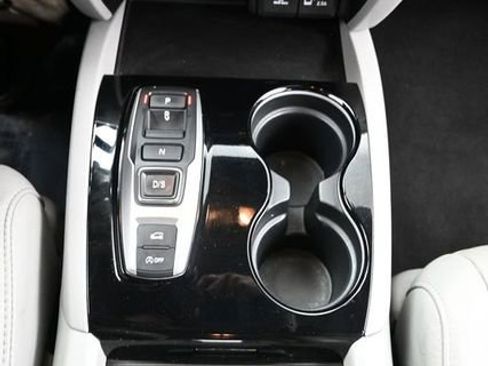 Used 2022 Honda Pilot Touring image 17