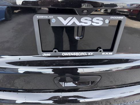 New 2026 Jeep Compass Latitude image 4