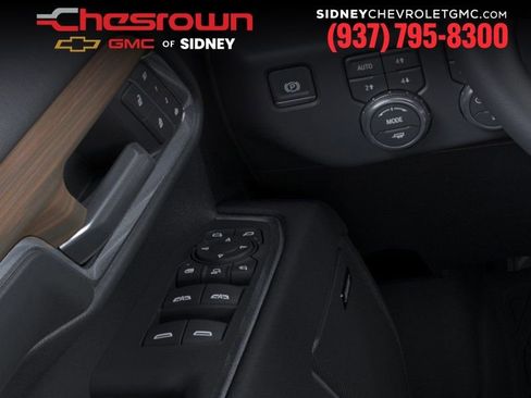New 2026 GMC Sierra 2500 SLT AWD/4WD image 22