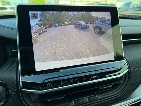 New 2025 Jeep Compass Limited w/ High Altitude Package image 6