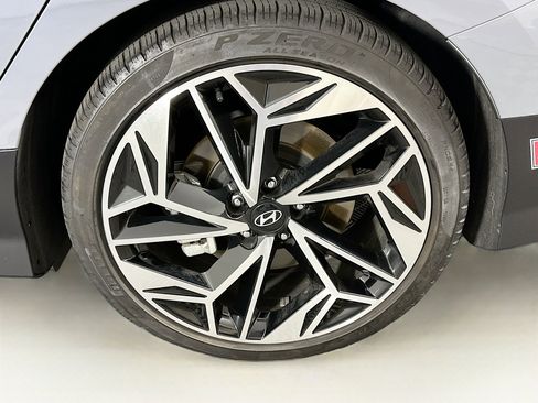 Used 2024 Hyundai Ioniq 6 SEL RWD image 11