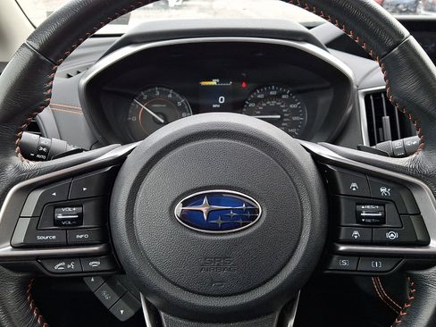 Used 2021 Subaru Crosstrek 2.0i Premium w/ Moonroof Package image 19