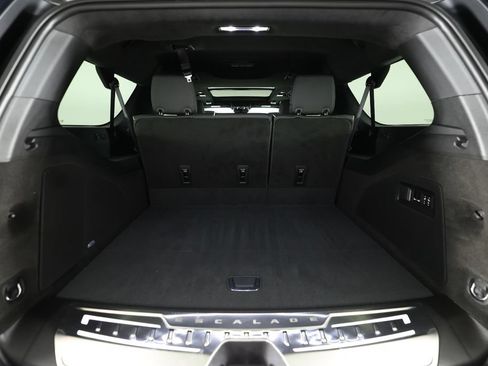 Used 2026 Cadillac Escalade ESV V w/ LPO, ONYX Package AWD/4WD image 13