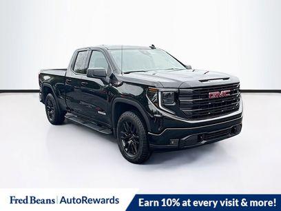 New 2026 GMC Sierra 1500 Elevation w/ LPO, Elevation Black Package