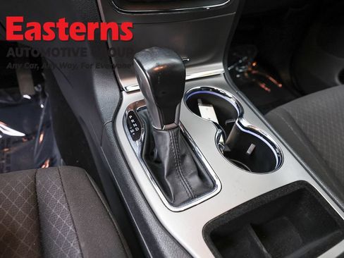 Used 2020 Jeep Grand Cherokee Laredo AWD/4WD image 12
