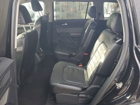 Certified 2021 Volkswagen Atlas SEL Premium image 12