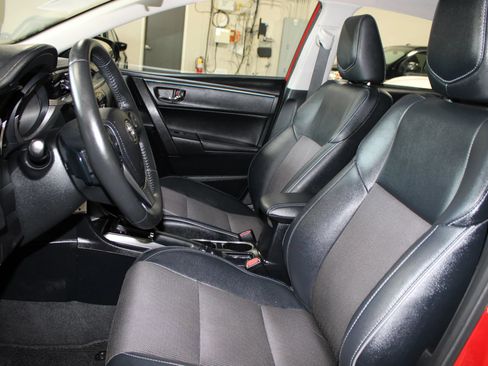 Used 2016 Toyota Corolla LE FWD image 21