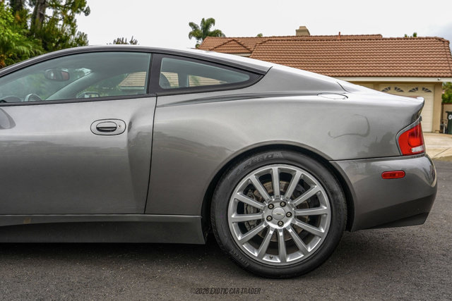 Used 2002 Aston Martin Vanquish RWD image 5