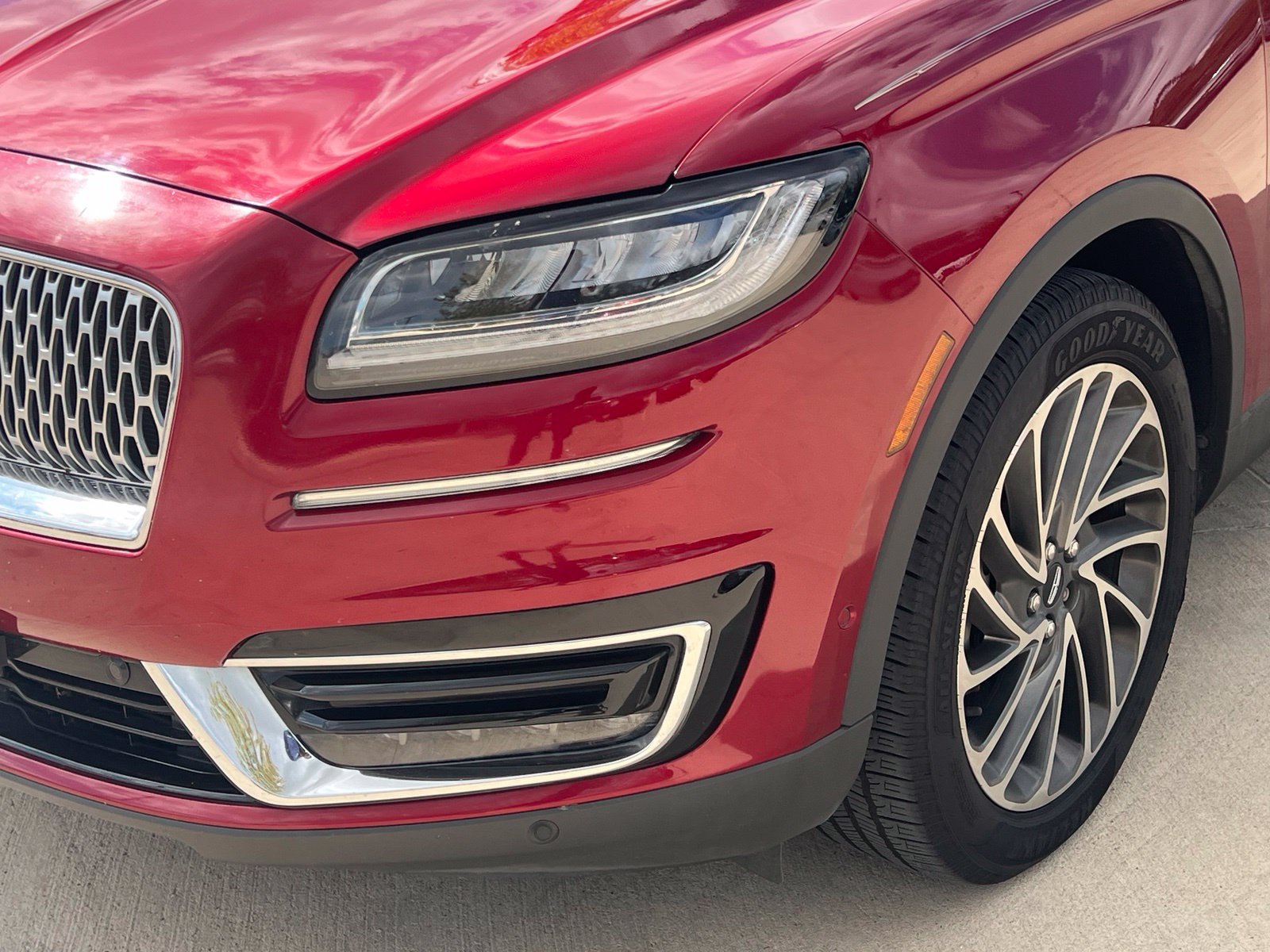 Used 2019 Lincoln Nautilus Reserve FWD image 4
