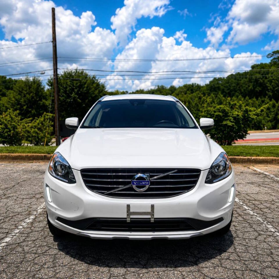 Used 2016 Volvo XC60 T6 AWD/4WD image 2