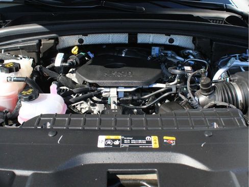 Used 2026 Jeep Grand Cherokee Altitude AWD/4WD image 40