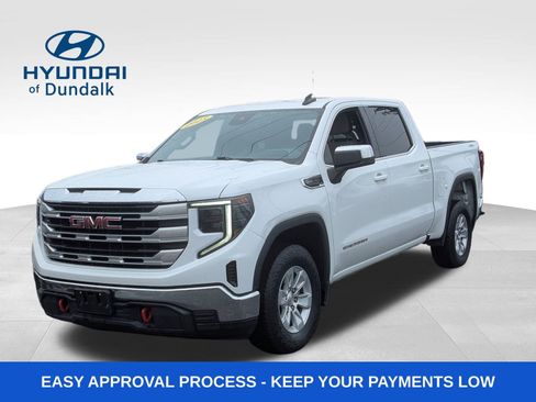 Used 2022 GMC Sierra 1500 SLE AWD/4WD image 1