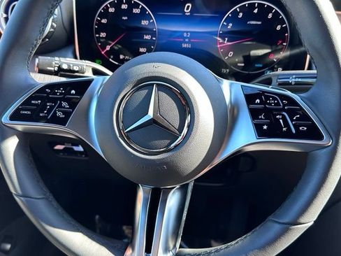 Used 2026 Mercedes-Benz GLC 300 4MATIC image 21