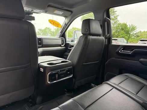 Used 2025 GMC Sierra 2500 SLT w/ SLT Premium Package AWD/4WD image 20