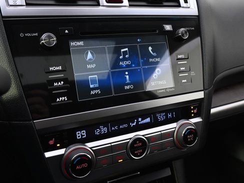 Used 2017 Subaru Outback 2.5i Limited AWD/4WD image 28