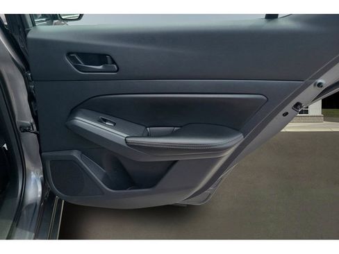 Used 2025 Nissan Altima 2.5 SV FWD image 20