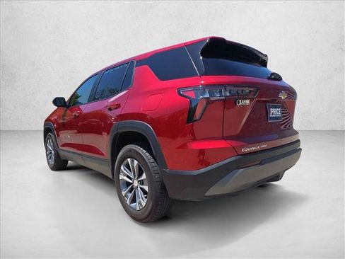 Used 2025 Chevrolet Equinox LT AWD/4WD image 8