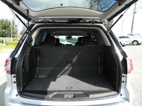 Used 2017 GMC Acadia Limited SLT image 10