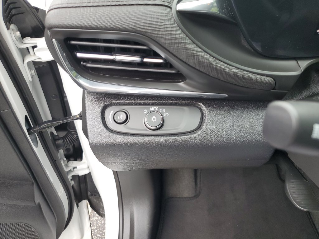 Used 2026 Buick Envista Preferred FWD image 30