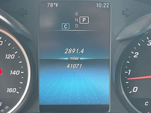 Used 2021 Mercedes-Benz GLC 300 image 14