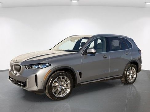 New 2025 BMW X5 xDrive40i image 5