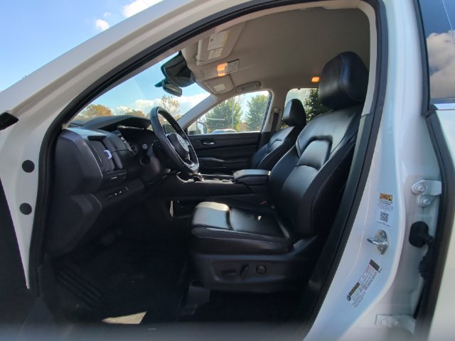 Certified 2024 Nissan Pathfinder SL AWD/4WD image 13