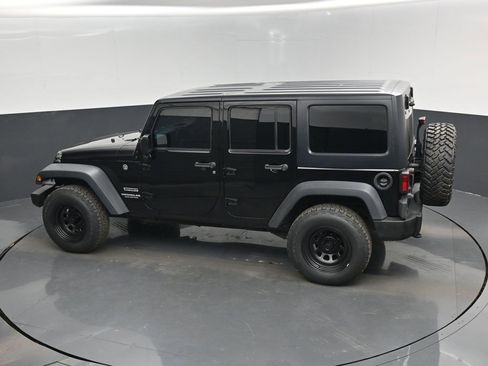 Used 2017 Jeep Wrangler Unlimited Sport w/ Quick Order Package 24S image 30