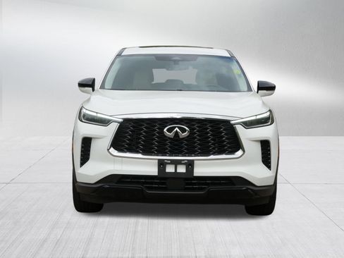 Used 2023 INFINITI QX60 Pure AWD/4WD image 2