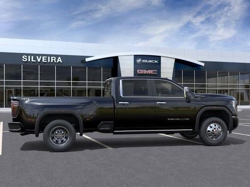 New 2026 GMC Sierra 3500 Denali Ultimate image 5