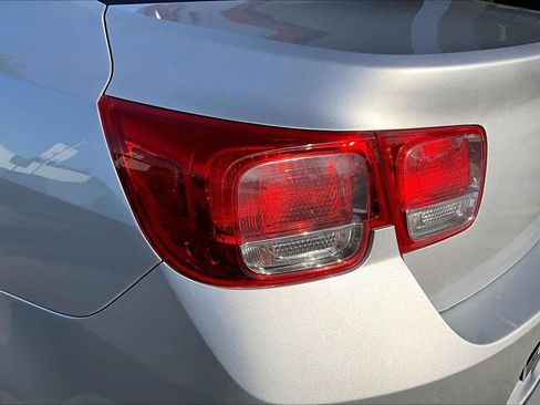 Used 2013 Chevrolet Malibu LT FWD image 28