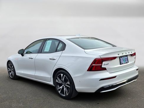 Used 2024 Volvo S60 B5 Plus FWD image 5