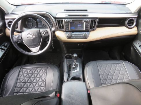 Used 2016 Toyota RAV4 XLE AWD/4WD image 12
