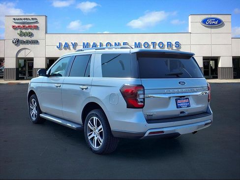 Certified 2024 Ford Expedition Limited image 4