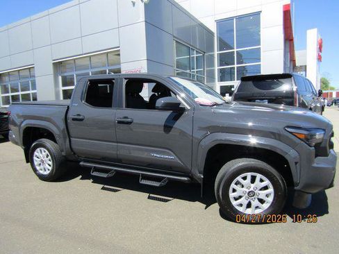Certified 2024 Toyota Tacoma SR5 AWD/4WD image 1