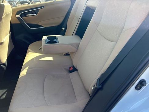 Used 2025 Toyota RAV4 XLE image 11