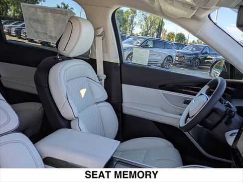 New 2026 Lincoln Nautilus Black Label AWD/4WD image 14