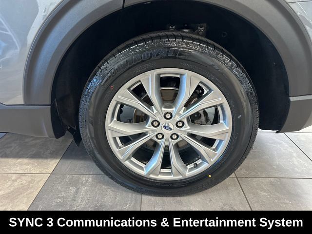 Used 2023 Ford Explorer XLT w/ Equipment Group 202A AWD/4WD image 8