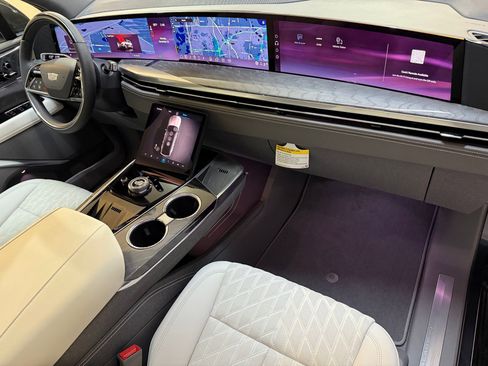 New 2025 Cadillac Escalade IQ Luxury 1 image 54