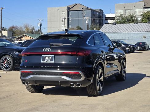 New 2025 Audi SQ5 Prestige image 6