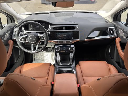 Certified 2023 Jaguar I-PACE HSE AWD/4WD image 24