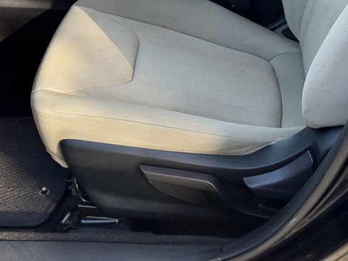 Used 2023 Subaru Impreza Premium image 13