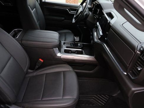 Certified 2024 Chevrolet Silverado 1500 LTZ AWD/4WD image 14