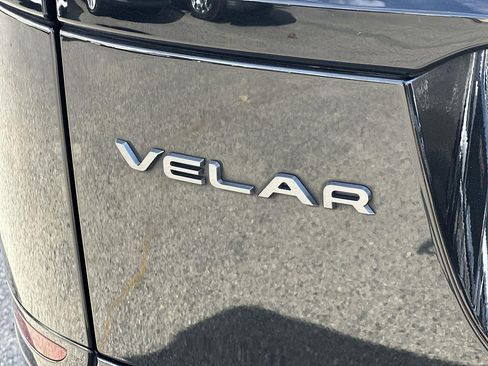 Used 2023 Land Rover Range Rover Velar R-Dynamic S AWD/4WD image 32
