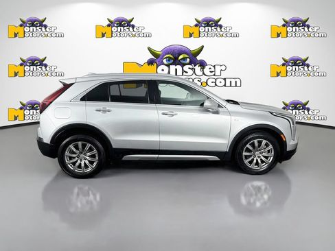 Used 2020 Cadillac XT4 Premium Luxury w/ Driver Awareness Package AWD/4WD image 4