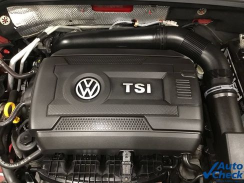 Used 2014 Volkswagen Beetle R-Line FWD image 40