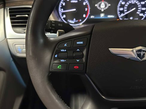 Used 2015 Hyundai Genesis 3.8 w/ Option Group 03 image 19