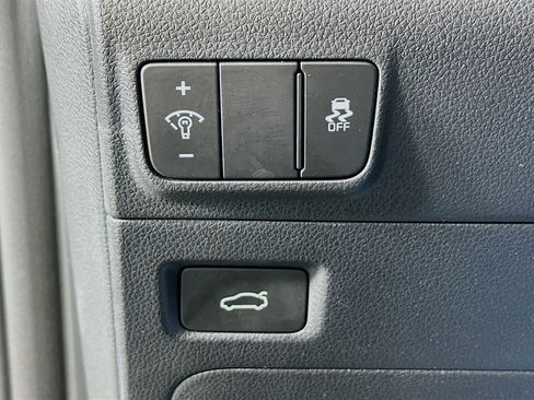 Used 2025 Kia K5 GT-Line image 17