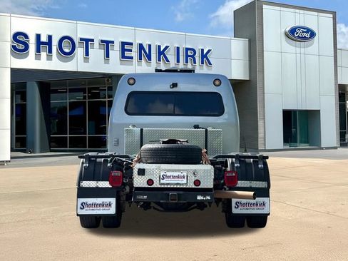 Used 2024 Ford F450 Lariat AWD/4WD image 7