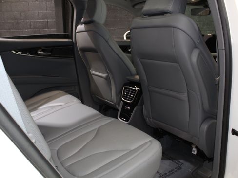 Used 2023 Lincoln Nautilus Reserve FWD image 48