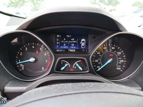 Used 2017 Ford Escape SE FWD image 18